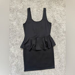 Bodycon Peplum Dress in Black!